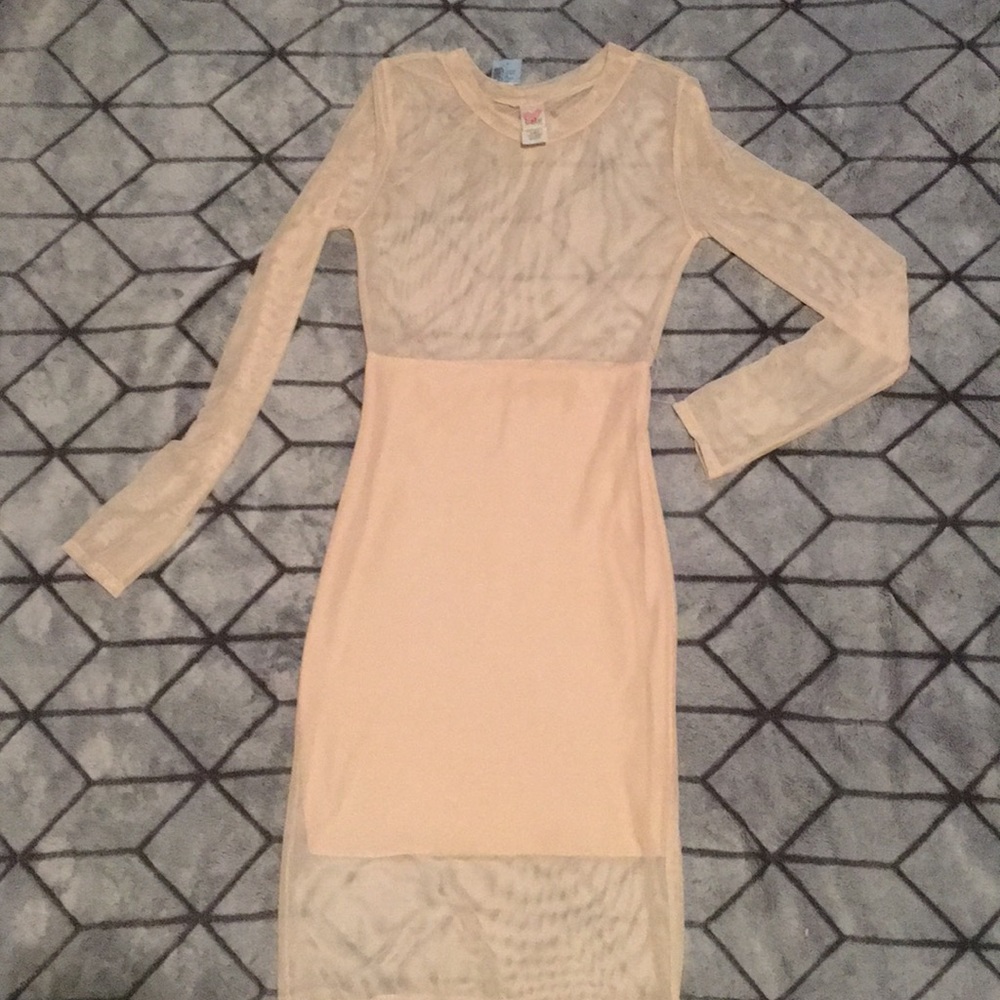 Size small new